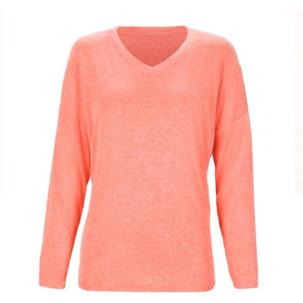 CAbi serenity tee. Size M.